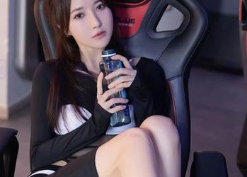 秀人网 – 当金允珍呐遇上粉色，私拍作品引发全网大吃瓜！