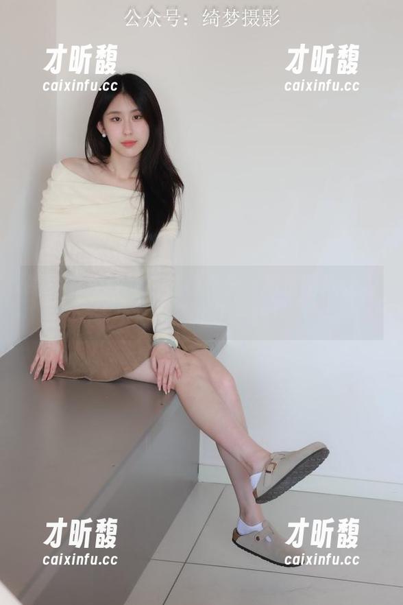 绮梦摄影-宁宁 绮梦摄影 - 纯白模特宁宁:高清图片让人小心脏静止了一秒!