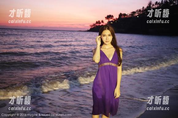 美媛馆 - 私房作品大揭秘：Carina绮里嘉的泳装也会发光吗？