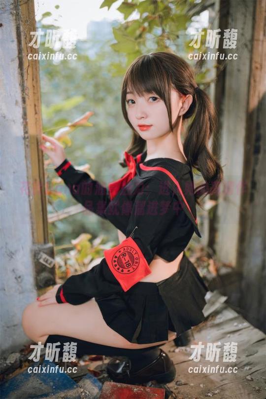 花铃Hana 花铃Hana的油亮魅力:进入她的高清作品集就像溜进梦中