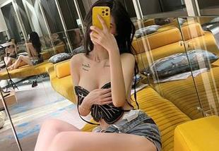 微密圈 – 葛征的粉色蕾丝，网盘一拉开，瞬间升级你的时尚感!