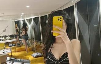 微密圈 – 葛征的女孩套图更新了！每一张都像在诉说一个小故事，真让人忍不住多想几秒钟！
