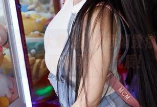蜜桃社 – 免费大放送！伊素妍教你如何用美足写真瞬间提升气质！