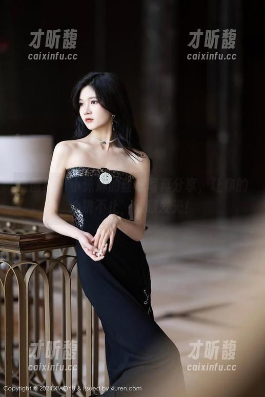 语画界-小沫琳 语画界 - 小沫琳的丝袜写真分享,让你的心跳不止,双眼发光!