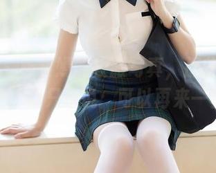 语画界 – 杨紫嫣的校服写真，那些青春的美图，我只想说：可以再来一套！