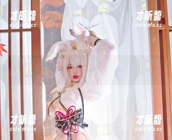 吊带袜1.0图包更新，阿寨寨ninja又在用她的方式，给我们上了一堂生动的视觉课。