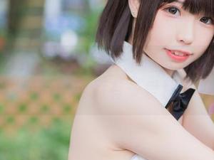 香川澪与她的睡裙写真：睡觉也太认真了吧，想问问她究竟有多爱那条裙子？