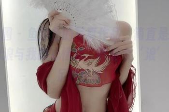 微密圈 – 鱼神鱼的写真作品，简直是拴不住的浪与我的心情浪，真是个‘浪’味十足的组合！
